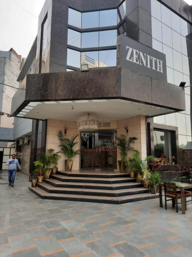 Zenith Hotel - Delhi Airport Neu-Delhi Exterior foto